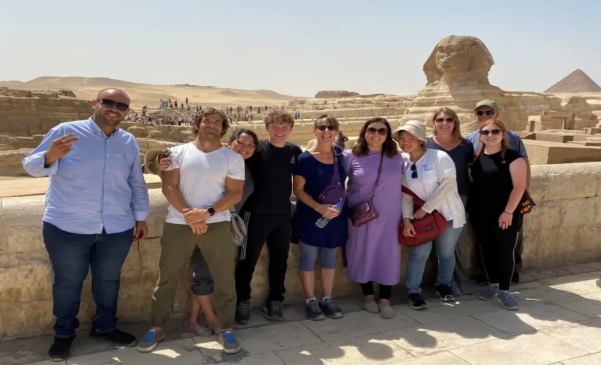 Full-Day Cairo Tour – Pyramids, Sphinx & Egyptian Museum