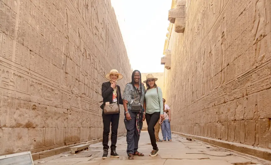 Full-Day Cairo Tour – Pyramids, Sphinx & Egyptian Museum