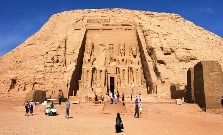 Full-Day Cairo Tour – Pyramids, Sphinx & Egyptian Museum