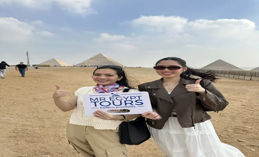 Comfort Day tour to Giza pyramids and sphinx